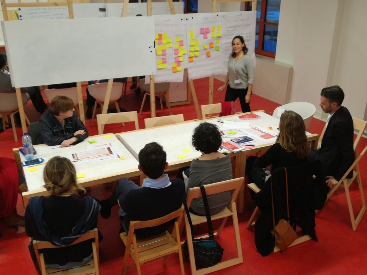 PAESFirenze's tweet photo. #livlab #BCNilab #Eurocities #KSFcities #Barcelona #exchangingknowledgepeople https://t.co/afvcQAQqPo