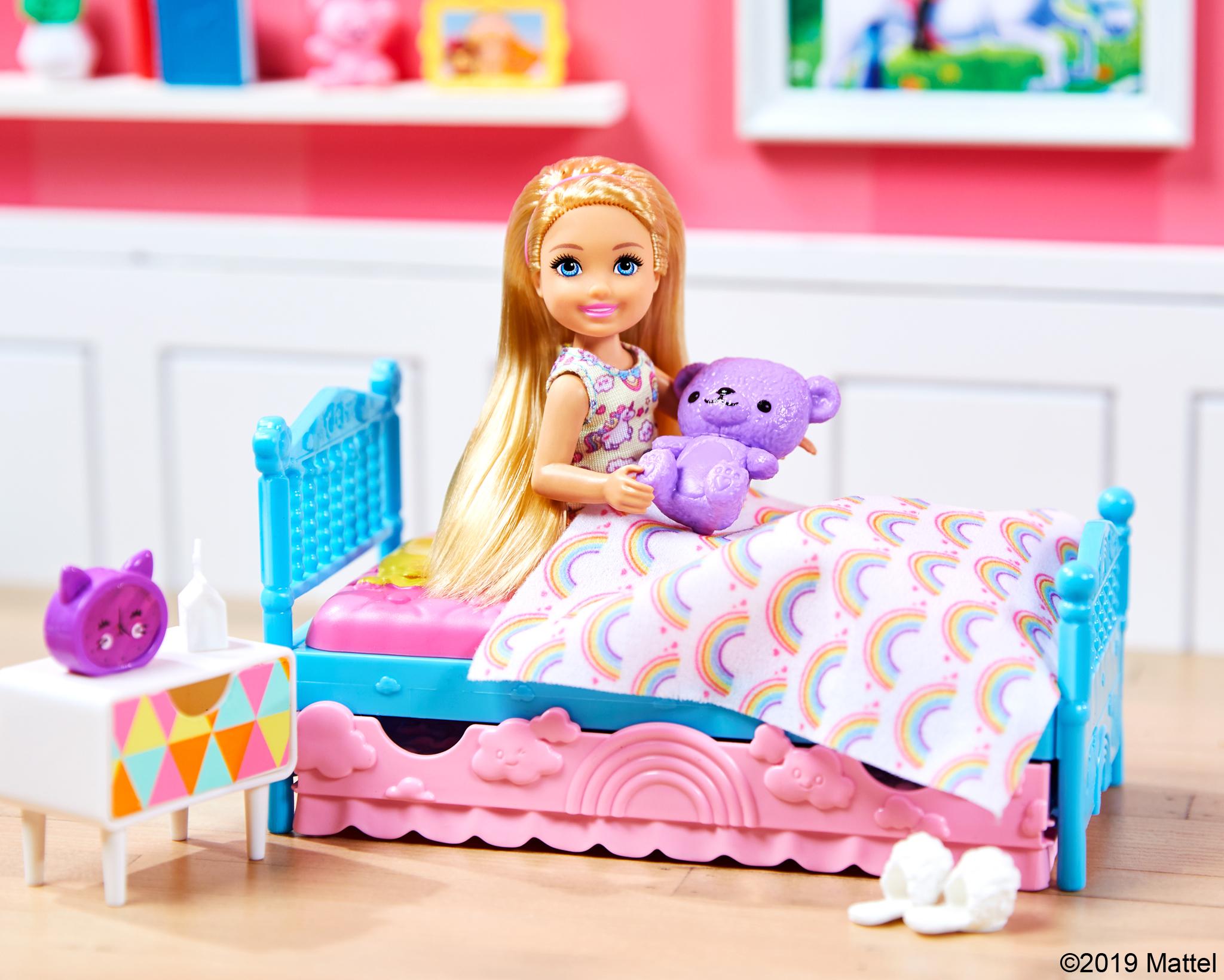 chelsea barbie bedroom set