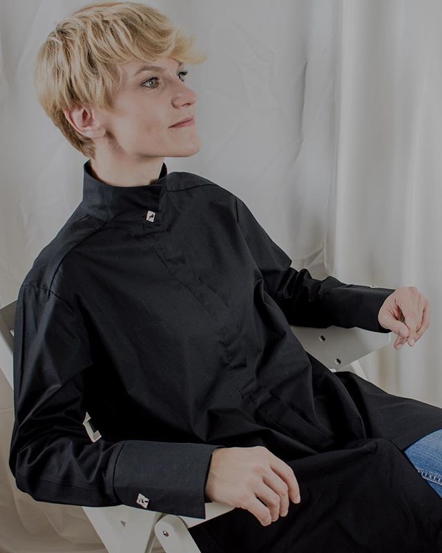 movinun's tweet photo. This is not a shirt. It’s better. It’s a shirt dress. 🖤
With beautiful handmade porcelain buttons, this shirt dress is perfect for when you want to look sharp, but in a slightly uniqe, special way. 🖤 
It is made from 100% GOTS organic cotton, with #h… https://t.co/iE5RCiz8dQ https://t.co/9NV7su5wc3