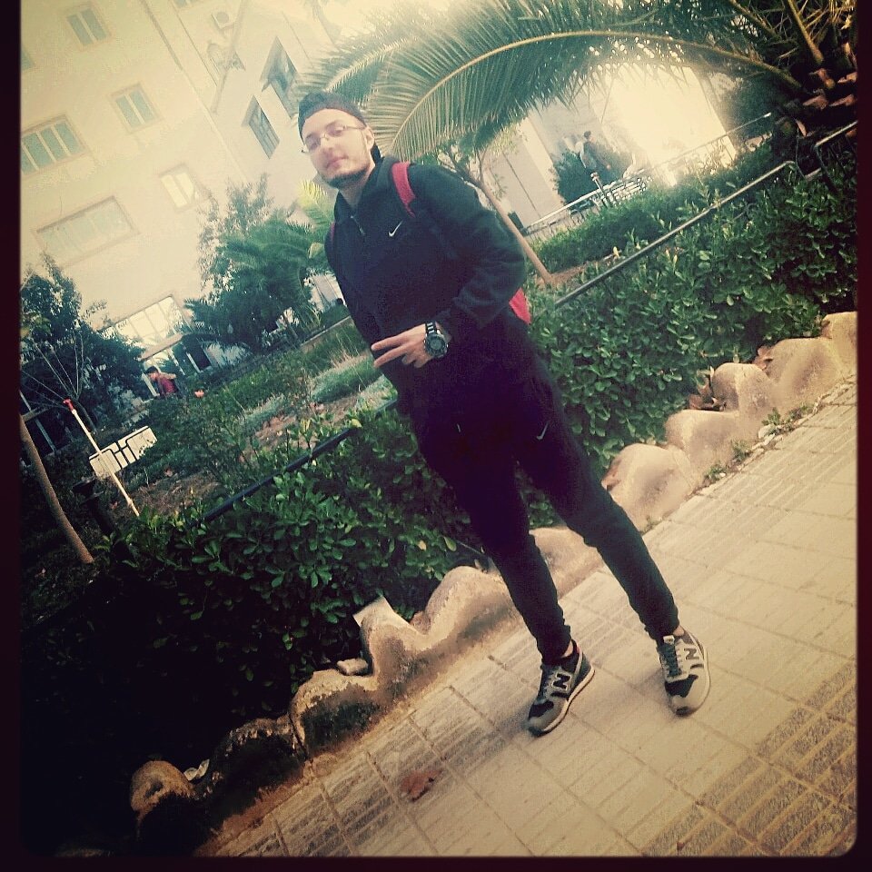 hamouch_oussama's tweet photo. Toujours dire hmdoullilah 😘💙✅ https://t.co/bpQ1YbHGtB