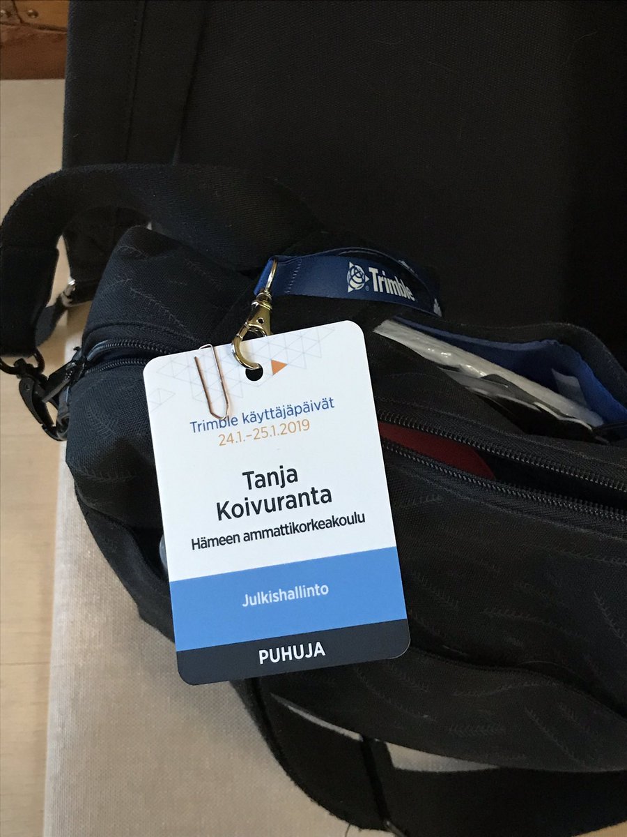 KoivurantaT's tweet photo. Tänään pidin puheenvuoron opinnäytetyöstäni Trimblen käyttäjäpäivillä. Jännitti miten pärjään alan asiantuntijoiden seurassa, mutta sain hyvän vastaanoton ja mukavia uusia tuttavuuksia. #TKP19 #Trimble #Hamk https://t.co/BdBea0qSK9