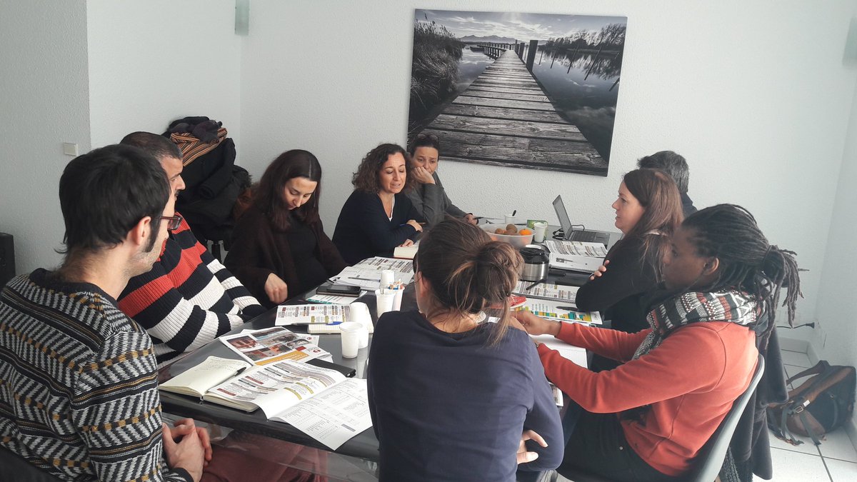 RelationsInter's tweet image. L'IRTS de Perpignan a organisé une journée de rencontres entre le Consell Comarcal de l'Alt Empordà et le CADA de l'ACAL ainsi qu'avec des associations des P.O.: Cimade, Secours Populaire, RESF, Mrap 66, Comité de Soutien aux Sans-papiers. @faire_ess @AEmpordainclou @PROSPECTSASO