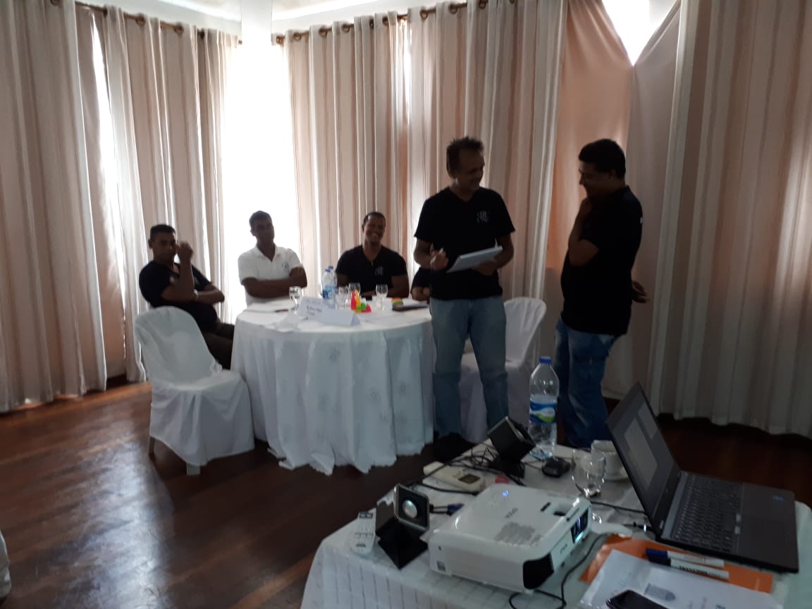 TalentsMu's tweet photo. One team for excellence. Potentia Training at client premises - Supervisory Skills and Leadership. Contact us on 402 0200, on talents@talents.mu or on our website https://t.co/b8f4JgQhyL
#potentia #workers #training #learning #talents https://t.co/pasJudSWaD