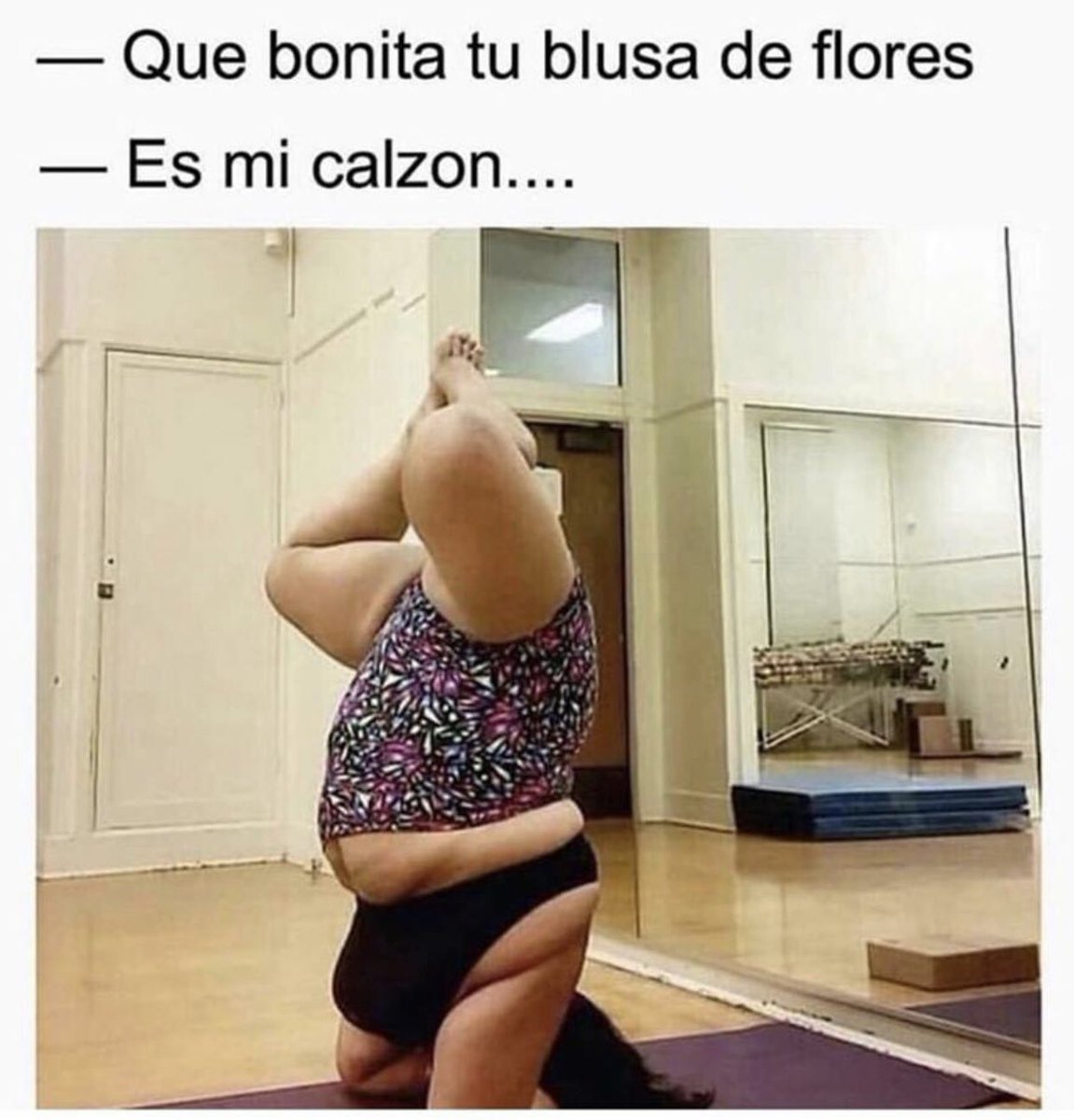 FunnyMexicans's tweet photo. I thought it was a fat guy with a big penis #lol #FunnyMexicans https://t.co/Ady48ZWon1