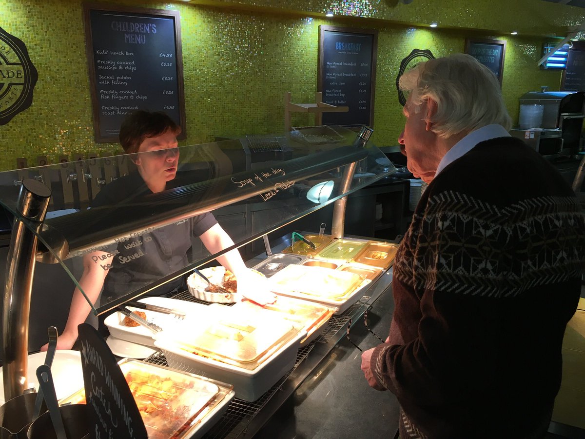 catchff's tweet photo. @StewartsGardenC offering delicious tasters of our full range of fishcakes tonight &amp; meeting new customers! #instore #tastings #CustomerExperience #gettingtoknowyourcustomers https://t.co/bHmllgdNRS