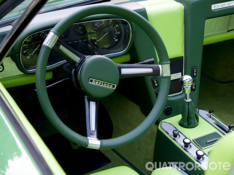 quattroruote's tweet photo. Cinquant'anni dopo la #Bertone 2800 #Spicup, Marcello #Gandini potrebbe creare una nuova concept con la #BMW https://t.co/wwO28uBqHg https://t.co/efoeQTKHZh