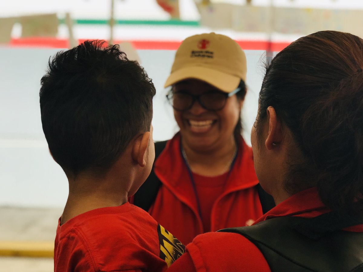 SaveChildrenMx's tweet photo. Nunca nos faltará una sonrisa para aliviar las dificultades de un camino que siempre es difícil
#Chiapas #CaravanaMigrante #GenteSave https://t.co/Jn6SF0fVaA