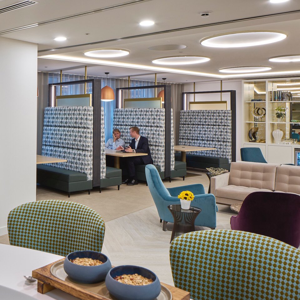Great to see @KKS_tweets with two projects now finalists in the @BCO_UK awards. @chapmanbdsp and @WithersLLP photos @timothysoar #awards #bcoawards #workplace #bestoffices