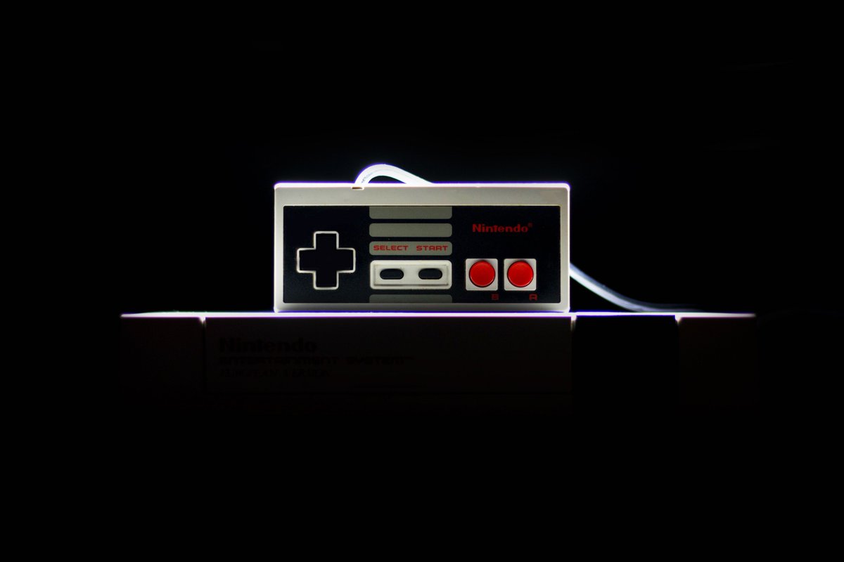 lucarallo's tweet photo. Lo ammetto, sono un nostalgico della storica console Nintendo Entertainment System 8 bit, regalo in adolescenza di mamma & papร ... ma le offerte di oggi su @eBay_Italia sono super! ๐ฎ Date un'occhiata a questa Nintendo Switch!
โก๏ธ https://t.co/6GYEYZaXGl ๐พ #eBay4tech #ad https://t.co/Ae9KAGN3nE