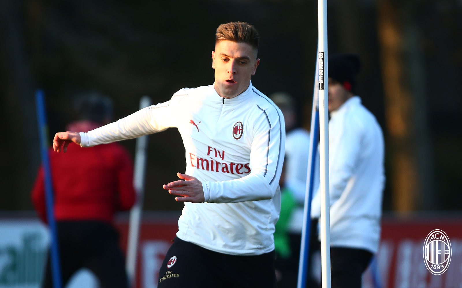 DxsmpGiXcAA1lgw?format=jpg&name=large