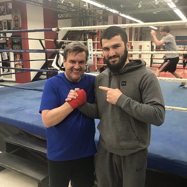 ABeterbiev's tweet image. All great politicians have to be good boxers. Way to go Denis!
Все великие политики должны быть хорошими боксерами. Так держать, Дени!
#montreal #deniscoderre #quebec #canada #cityofmontreal #mayor bit.ly/2FKQIoR