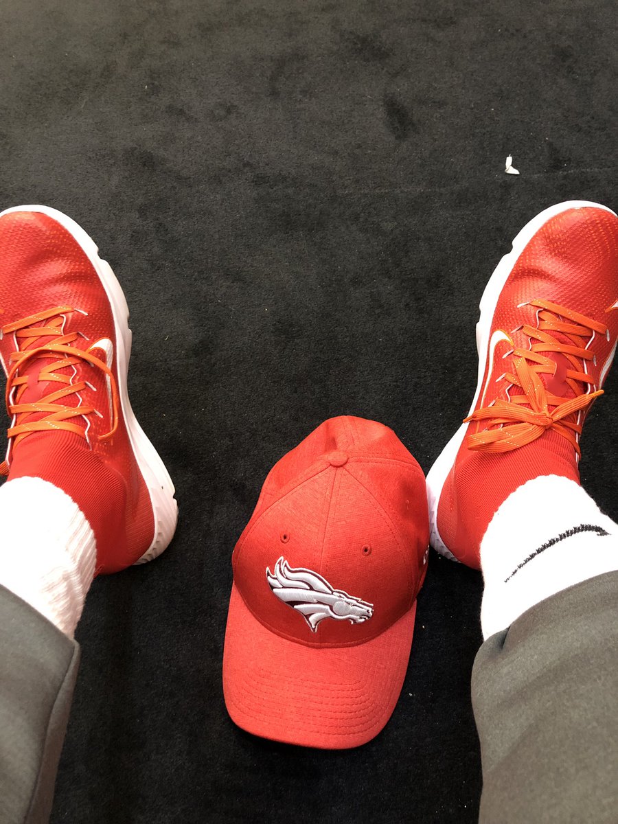 Wrestlers definitely wore it first, but swag is swag. Pro Bowl day two in the books.