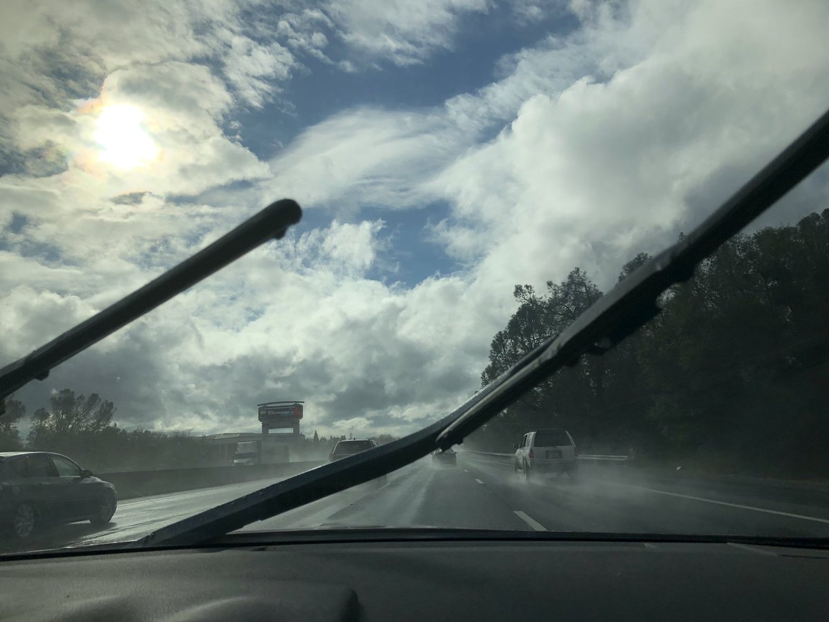 SubhasiniMishra's tweet image. #Rainydaydrive #California