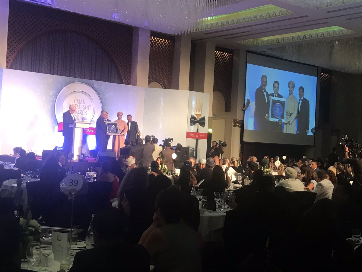 muscat_daily's tweet photo. And the award for The Best Middle Eastern Restaurant goes to........ Bait al Luban #ORA2018 https://t.co/aMUNxjRjv4