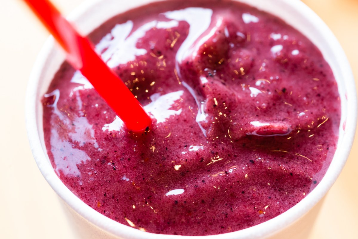 TSCDanielisland's tweet photo. Only the berry best for our customers! Try our Triple Berry Oat smoothie, complete with strawberries, blueberries, and cranberries! https://t.co/rPCzn7zPH8