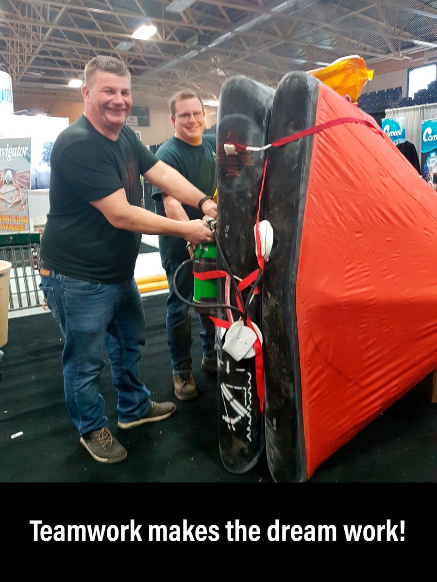 Spartan_Marine's tweet photo. Who says work can't be fun? Paul and Justin look like they have the raft sorted for the show! #ECFX #Team #Rafts #Safety #MarineSupplies https://t.co/eRqjFM6L4I