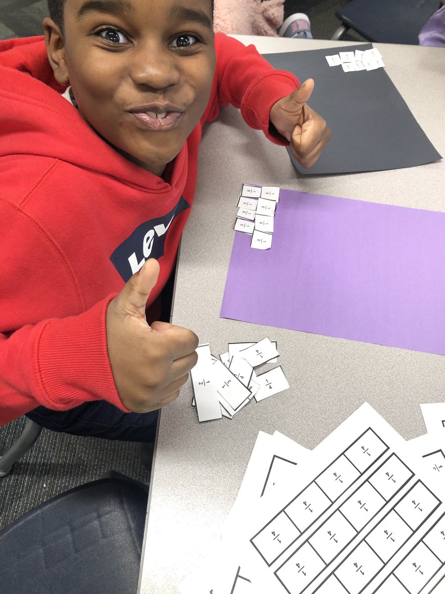e_barchers's tweet photo. Comparing fractions using fraction strips. #3rdgraderocks @HMC1Proud @CompassHMC1 @HMC1MeYouUs @DrMikeCamp https://t.co/esbAqiPdHh
