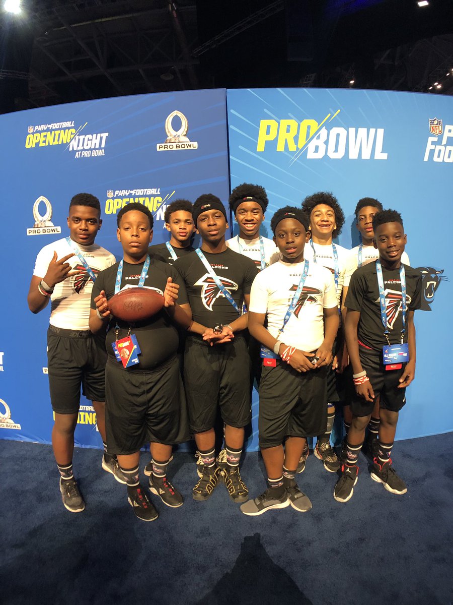 FalconsCR's tweet photo. There’s nothing like the NFL FLAG Championship Opening Night‼️

#LetsPlayFootball https://t.co/5bU9gxhQ27