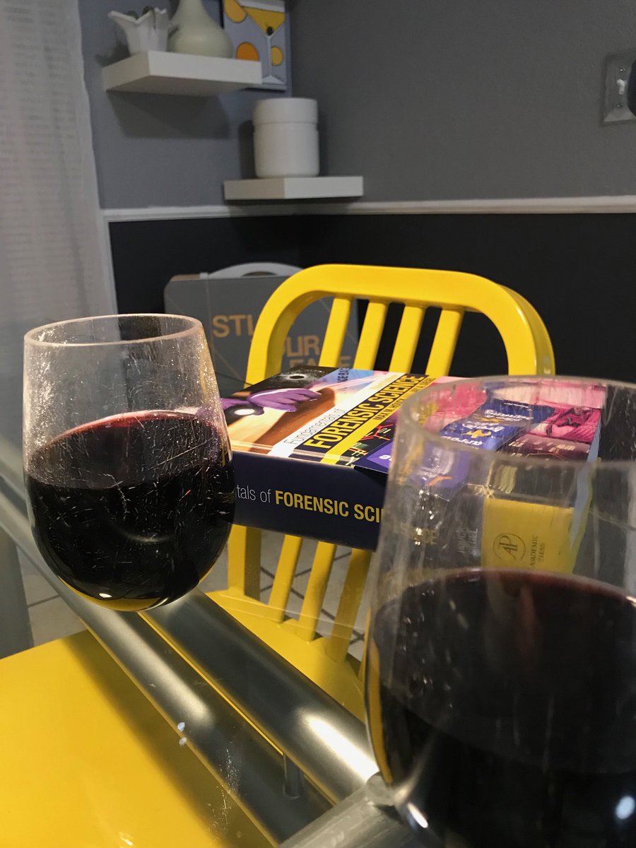 Sharmelada's tweet photo. This is what kind of week it’s been... #doubledrinks #SP19Course https://t.co/4Wp8shKUsr