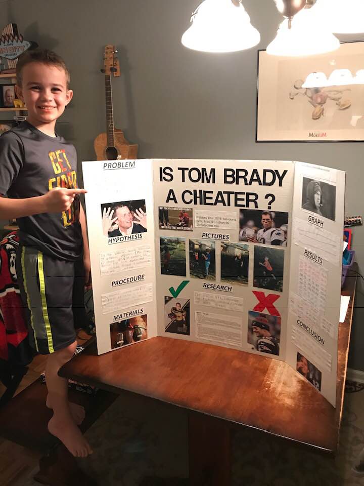 theScore's tweet photo. A 10-year-old from Kentucky wins the science fair by demonstrating that Tom Brady is a cheater. 😂

(Via Christopher Davis/Facebook) https://t.co/t85MoCip6q