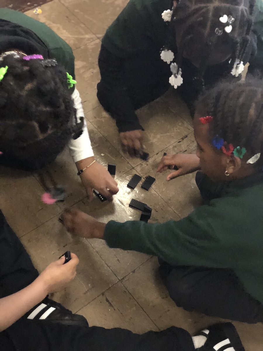 GonzalezESCS's tweet photo. My kindergarten engineers are hard at work building a system using dominoes. @SchoolEastside #stem #pushpullgo #science #Kindergarten #WatchUsWork #ChartersWork #EastsideCharterSchool https://t.co/qd8zgDcSvY