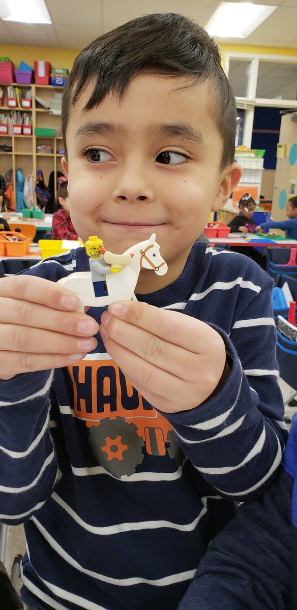 mrstobjy's tweet photo. "Look it's a man on a horse holding a hotdog!" The goal was to create something that began with the /h/ sound. I think this student got it! 😁 #makelearningfun #handsonlearning @VictoryVillaes https://t.co/w4eugEoNE2
