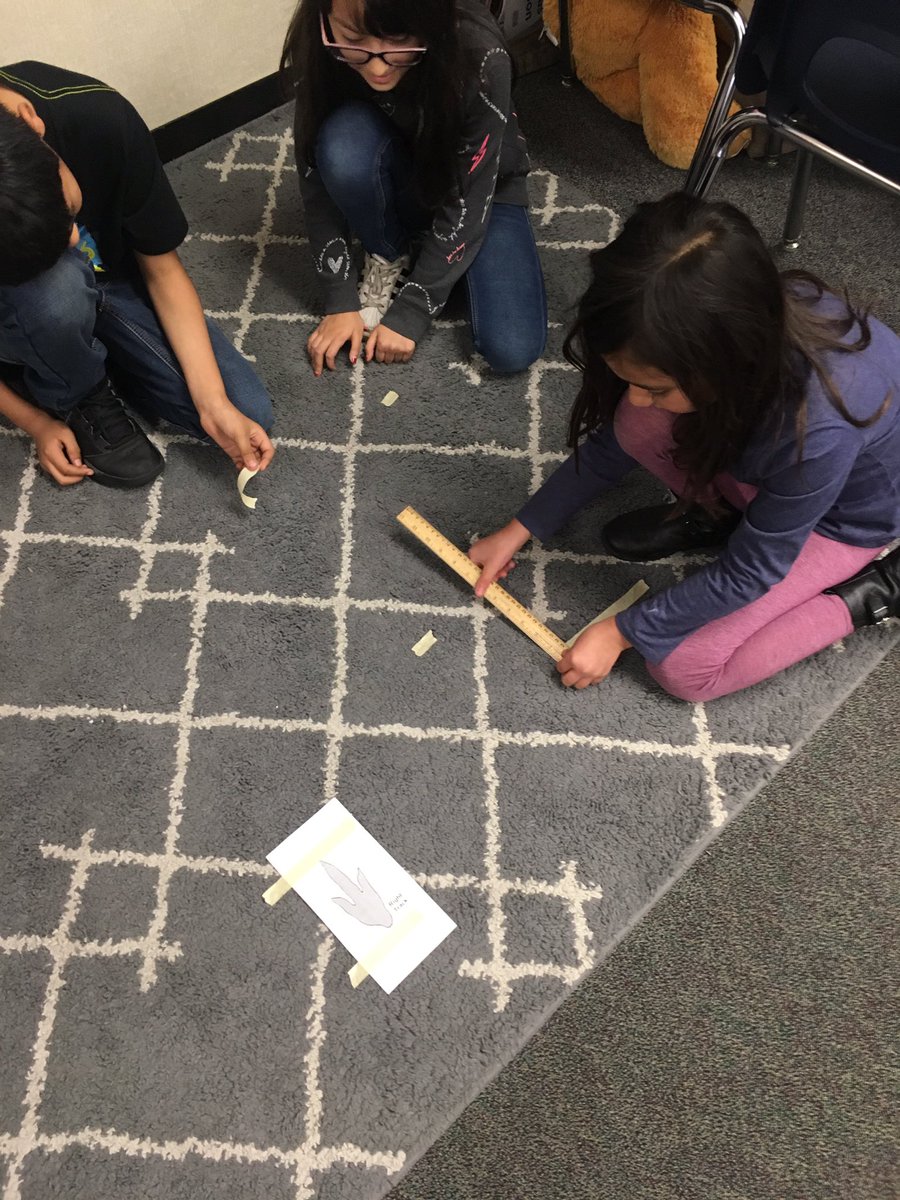 mlopezBGW's tweet photo. 3rd grade DI finding out if they can outrun a dinosaur. @BGaleWilson1 @DinwiddieUNC @travisn1972 @MysterySci https://t.co/HxP0zjUx7T
