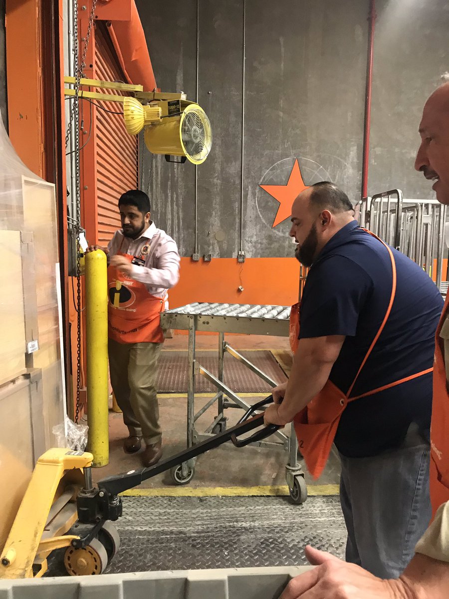 Diana Sundermann (@dianasundermann) on Twitter photo Our DM Oscar showing us how it’s done at 6827! E2E Process at its best 😎👍🏼 <a href="/Oscar86604735/">Oscar</a> <a href="/BoydBoydr/">Lisa Boyd</a> <a href="/erickarhea05/">Ericka Lopez</a> <a href="/albert_miraval/">Albert Miraval</a> <a href="/jt91q2/">Jeremy Torres</a> @SarahA_D302PAR <a href="/ianfmacias/">Ian Macias</a> <a href="/_IsaacBecerra/">Isaac</a> <a href="/MichaelMmh868/">Michael Hernandez</a> <a href="/r_zubia/">CAMG</a> Our DM Oscar showing us how it’s done at 6827! E2E Process at its best 😎👍🏼 <a href="/Oscar86604735/">Oscar</a> <a href="/BoydBoydr/">Lisa Boyd</a> <a href="/erickarhea05/">Ericka Lopez</a> <a href="/albert_miraval/">Albert Miraval</a> <a href="/jt91q2/">Jeremy Torres</a> @SarahA_D302PAR <a href="/ianfmacias/">Ian Macias</a> <a href="/_IsaacBecerra/">Isaac</a> <a href="/MichaelMmh868/">Michael Hernandez</a> <a href="/r_zubia/">CAMG</a>