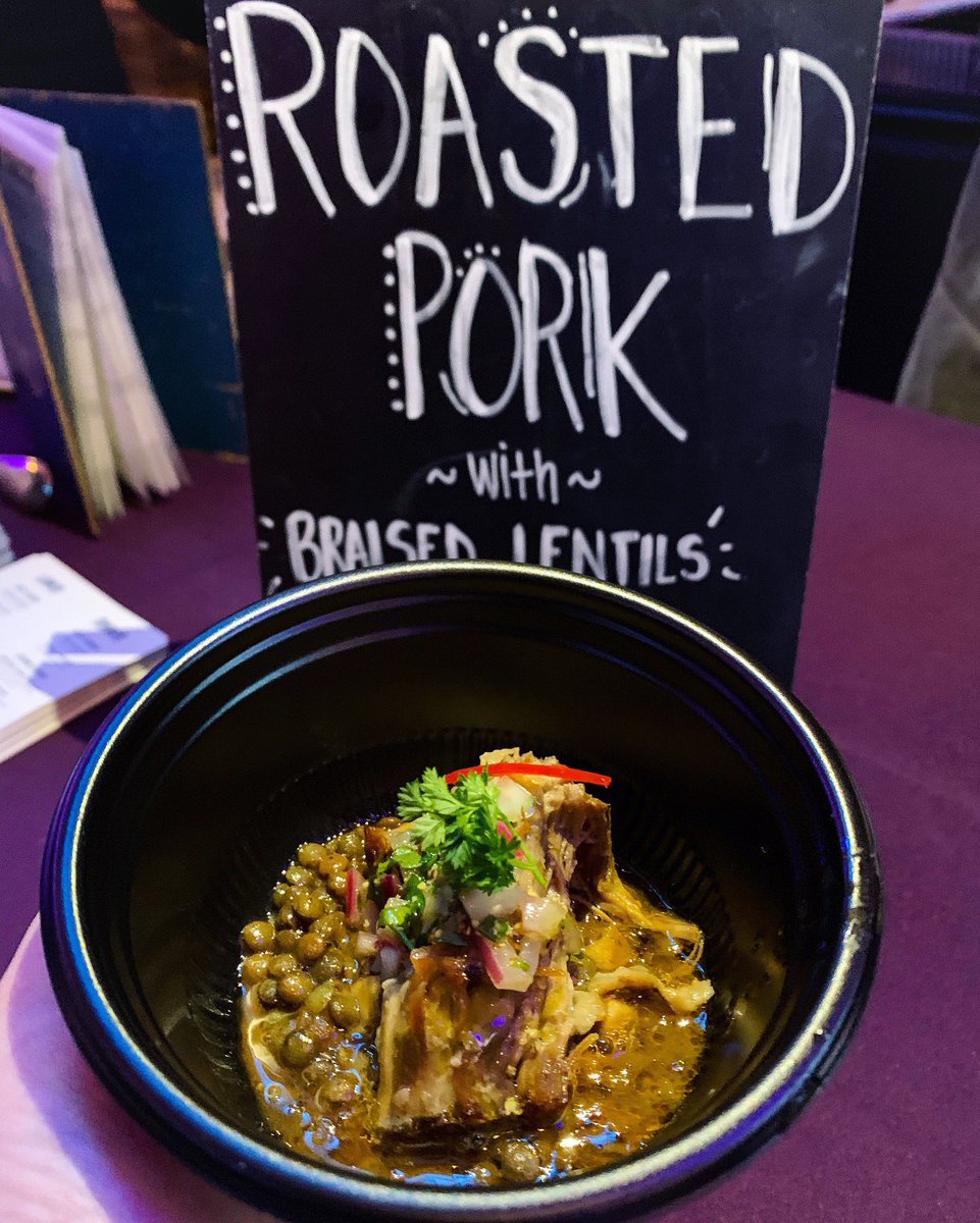 RiverRoastChi's tweet photo. Kicking off @ChooseChicago’s Restaurant Week at First Bites Bash with Executive Chef Cedric Harden and the River Roast Team! #CRW19 #FirstBites19 https://t.co/HXakagm06p