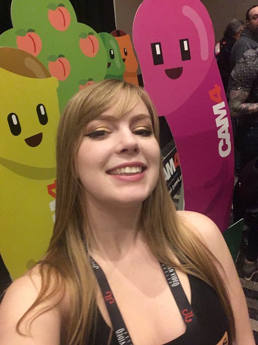 TW Pornstars - Dolly Leigh. The most retweeted pictures and videos for