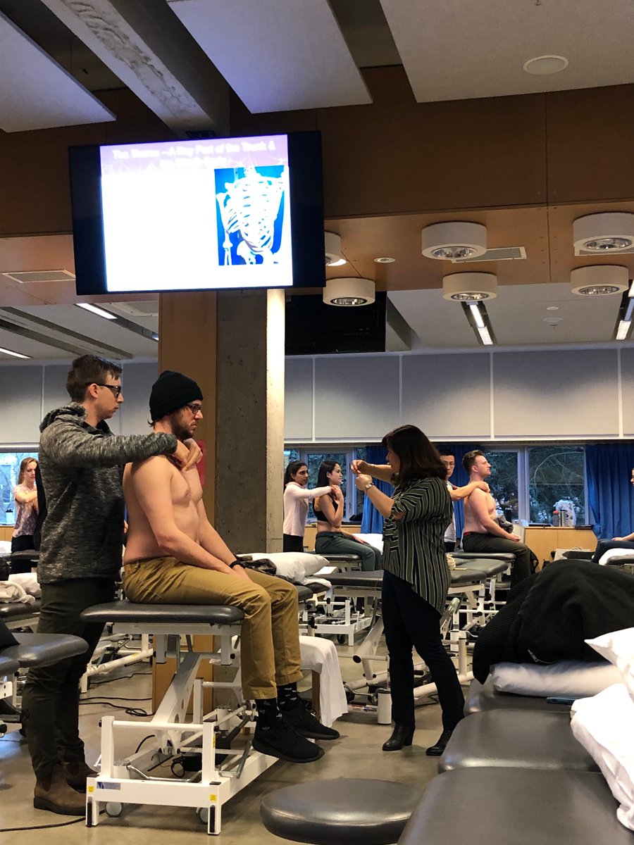 DrLJLee's tweet photo. Truly enjoyed my afternoon with UBC MPT Physio Students. Great opportunity to share all things about the Thoracic Rings and how everything is Connected! Always inspiring to connect with our next generation of physios :)
#ThoracicRingApproach #ConnectTherapy #WhatsNextInPhysio https://t.co/uTKrysoMKk