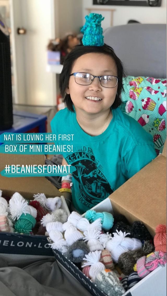 bonaventurelym's tweet photo. Some of our melons making #BeaniesForNat tonight to start off the semester!
Nat was diagnosed with bone cancer and found out she only has a few weeks left in this beautiful world and wanted to inspire others with her mini beanies 🍈 https://t.co/qbHL9jXu4v