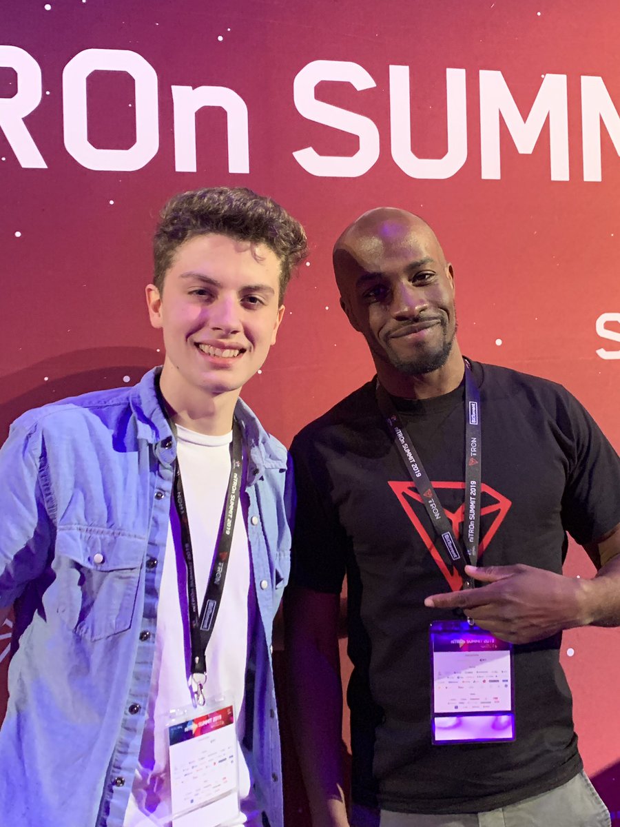 edogg82's tweet photo. First time meeting @drewawise at an nyc tron meetup and now nitron keep doing your thing bro. #tron #nitron2019 #tronsummit #tronspark #tronsociety #tronics #Teamtronics https://t.co/UGxRuqwdmS