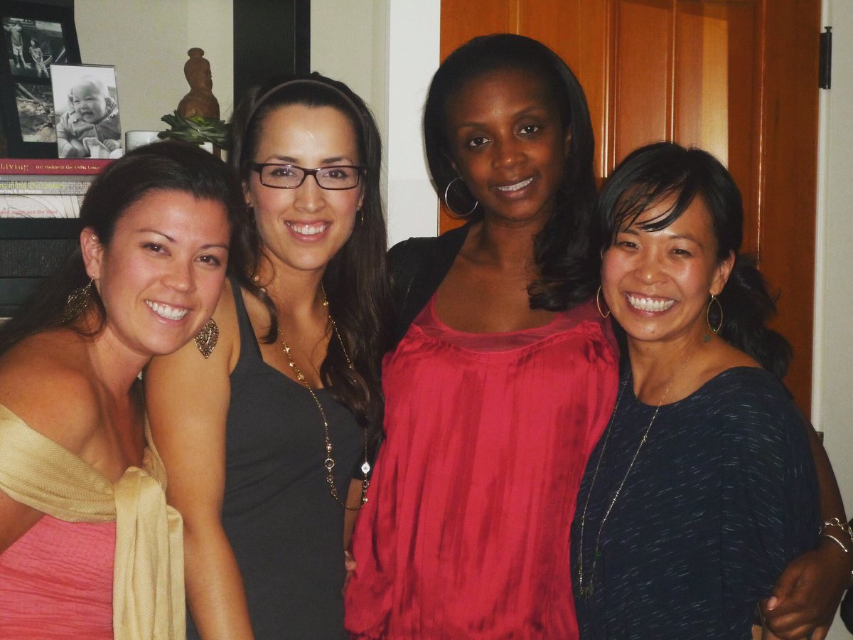 TBT: Residency Days Juggling the craziness of motherhood 🍼 during our ER 🚑 training was nuts to say the least. We were new moms 🧒🏻👶🏻, new doctors 🥼&amp; soon to be <a href="/3mommydoctors/">THREE MOMMY DOCTORS</a> entrepreneurs! 
.
.
.
#3MD #tbt #emergencymedicine #sleepdeprivationtothemax #theworldwasouroyster