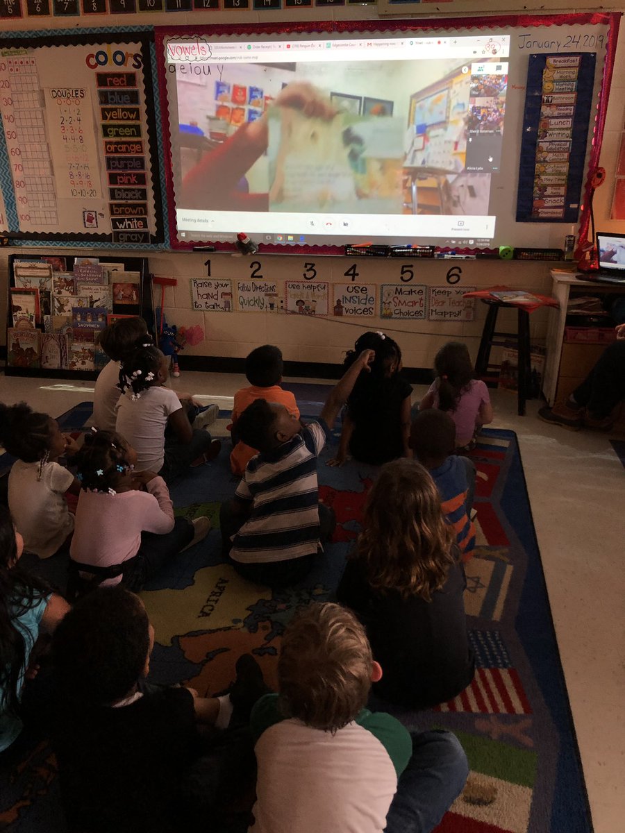 sherill_bateman's tweet photo. Reading Across Carolina #MartinMilleniumAcademy
Kindergartens have middle school Ss from Apple Valley Middle School in the western part of NC read to them today! #connectedstudents #Edgecombereads #amplifyecps @mmatrailblazers
@MmaMudd @HeyitsMsParker @amplifyecps https://t.co/gYAtU7DQhx