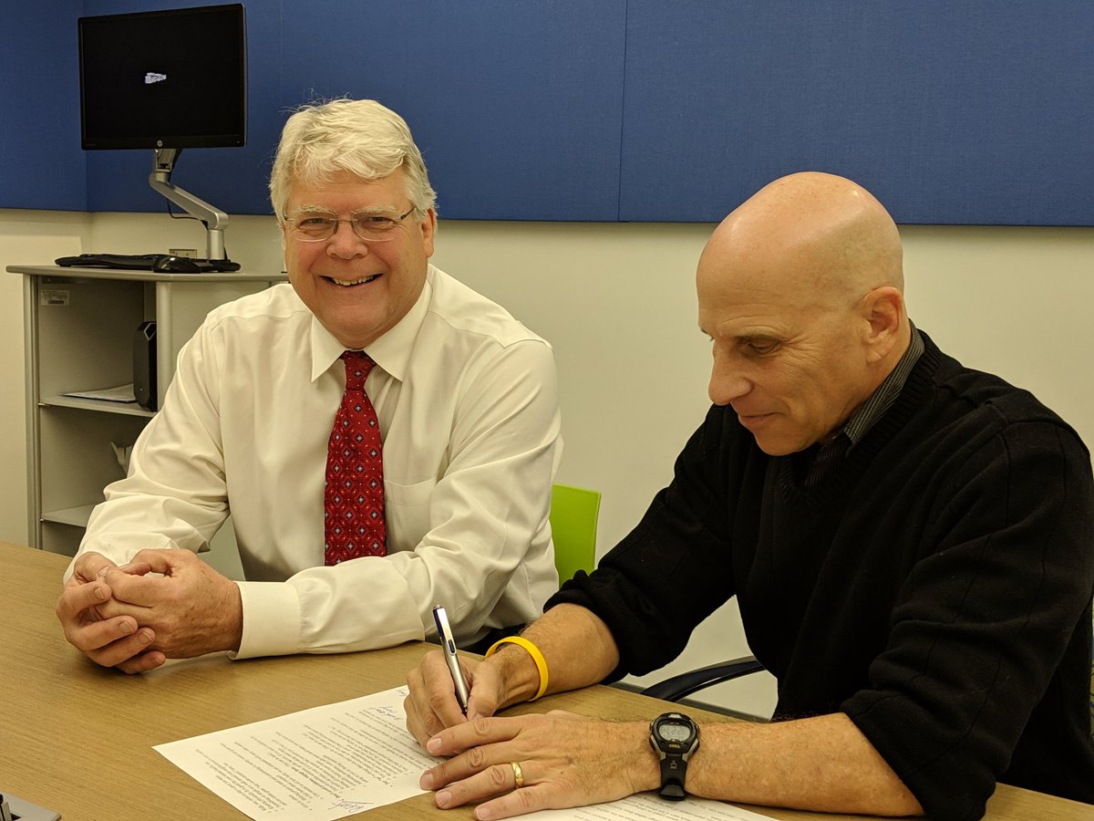 KeiNakagawaMD's tweet photo. .@PeterYellowlees Chief Wellness Officer at @UCDavisHealth getting ready for his @Facebook Live on #wellness with @RickKushman! Check it out at 12:30pm today!
https://t.co/9BbCPdrrWs
#wellbeing #MentalHealth @APAPsychiatric @AmerMedicalAssn @CMAdocs @SaraTheIceBerg @dlubarskymd https://t.co/kyu72SJXnp