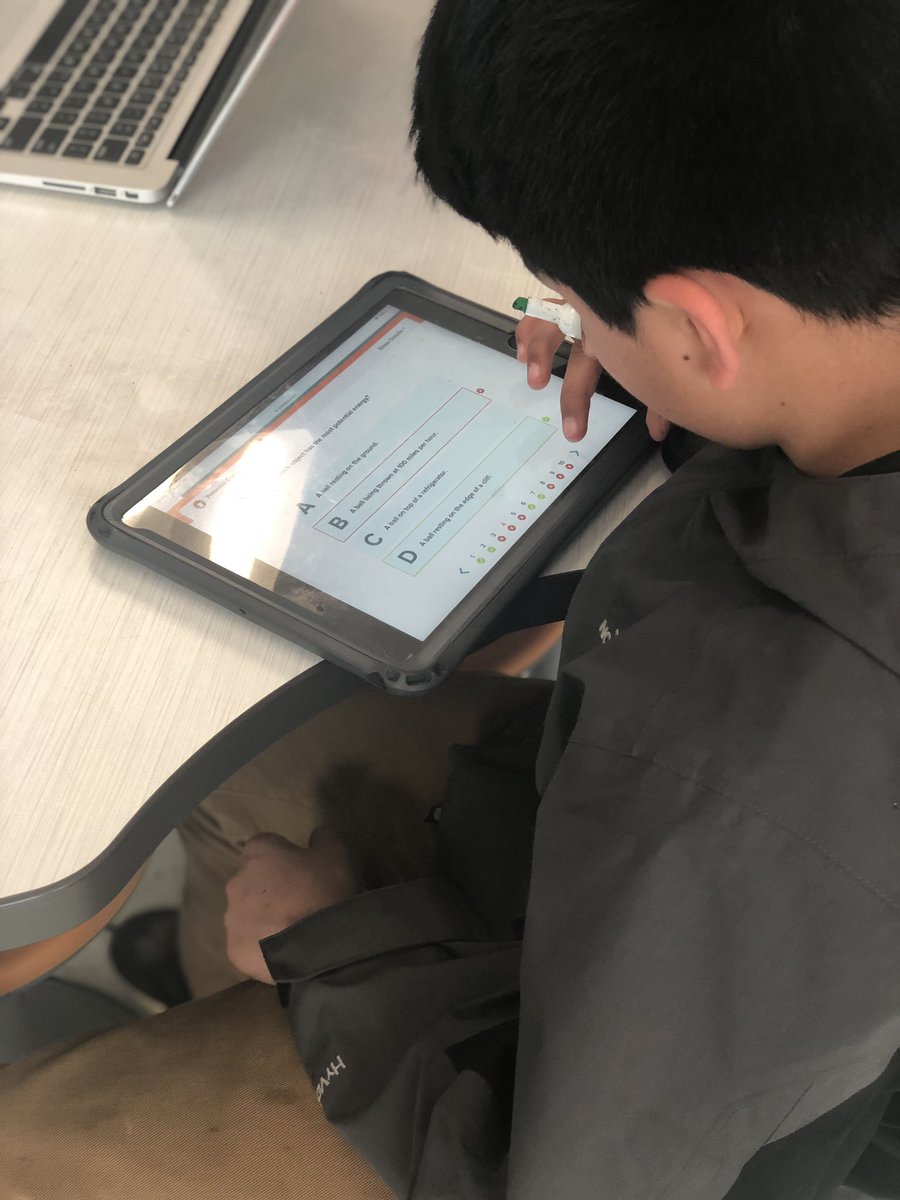 Mrs_H5th's tweet photo. #FlippedLessons Make it possible to balance 3 units at once! My kids are excited each day and cannot wait to start their labs and models! #StudentEngagement #BlendedLearning #StudentChoice
@WRES_Wildcats https://t.co/qbDGMAd6Jn
