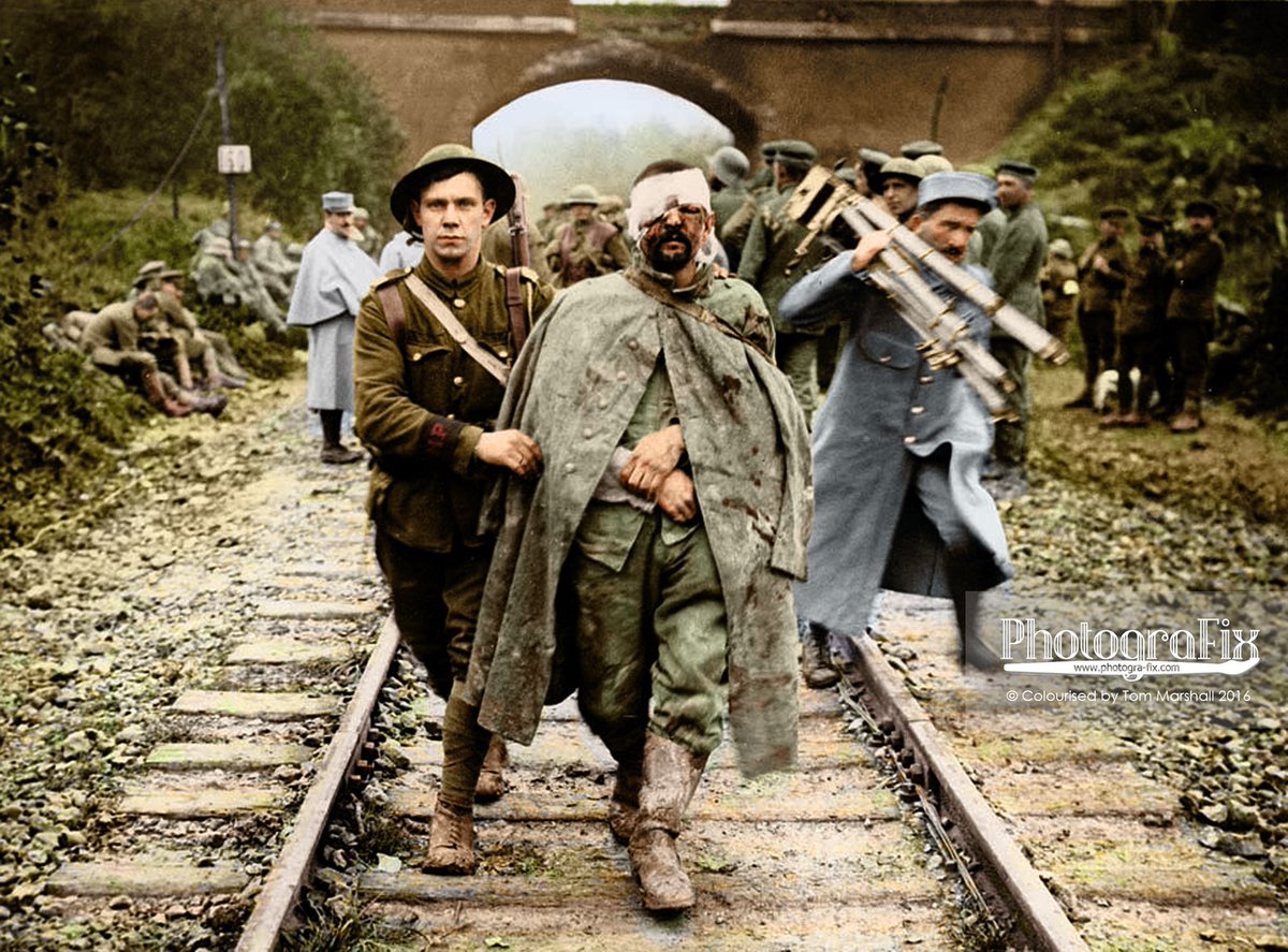 PhotograFixUK's tweet photo. Today marks 5 years as a professional photo #colouriser #PhotograFix Thanks for all the #retweet #like #love and #support #birthday #colourising #colorize #history #socialhistory #ww1 #london #britishhistory #americanhistory Full story:
https://t.co/NnF7yHAUcy https://t.co/NODBTEkhOg