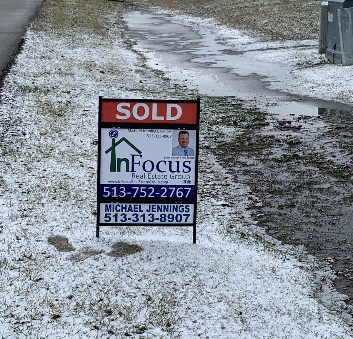 AgentMichaelJ's tweet photo. As my daughter says, our favorite sign to put out is “SOLD”.   #yourmovemyfocus #sold #InFocusRealEstate https://t.co/N97HVL6SJI