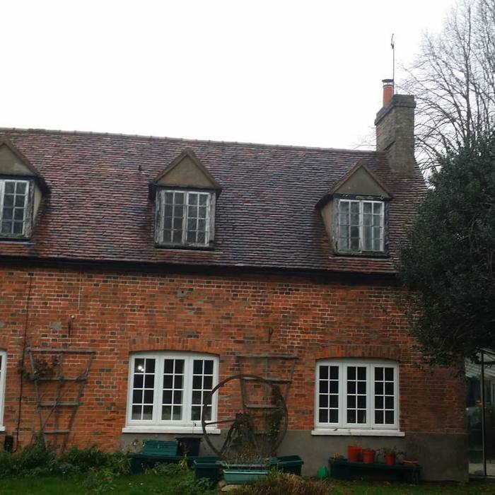 ArnoldLaver's tweet photo. Talk about a transformation on #TimberThursday! Take a look at a @beechhalljoiner project using new @Accoya casement windows. What a difference! Make sure you tag us in all your projects with the hashtag #LaverBuild to be featured on our social platforms! https://t.co/7myKo8hOIL