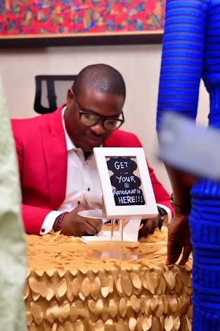 tundeleye's tweet photo. #TBT my last book launch for #TLGOTS.
Counting down to the #AfonjaTheRise Launch event now.
#BackToOyo https://t.co/RIKIL9kJa8
