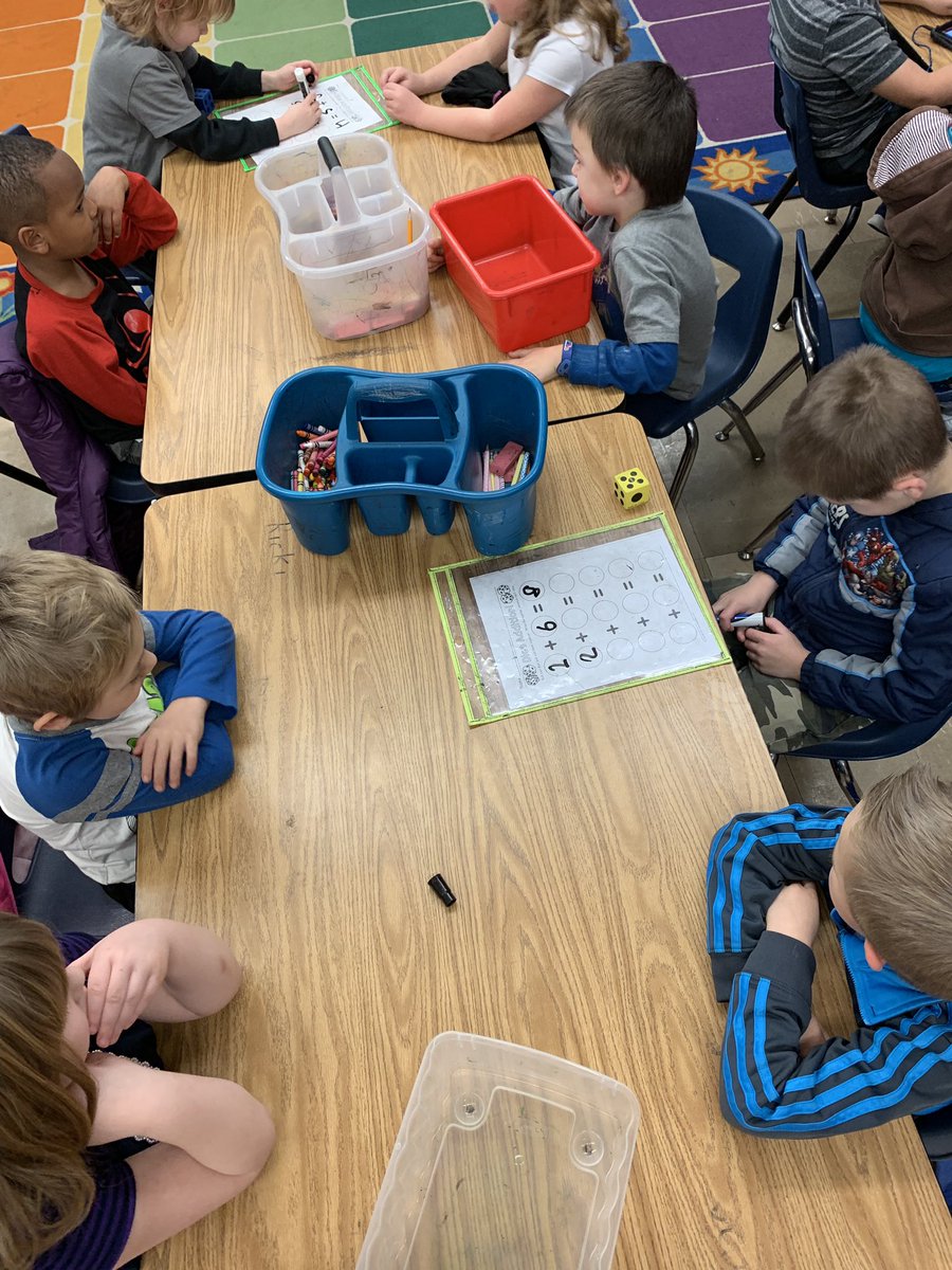 TheTeacherTracy's tweet photo. Today in #TeamTracy Ss are playing Dice Addition to work on addition skills and practicing being a good partner #iteachK #iteachmath #iTeachMO @R12Sps @officialSPS https://t.co/6EmybBKBGD
