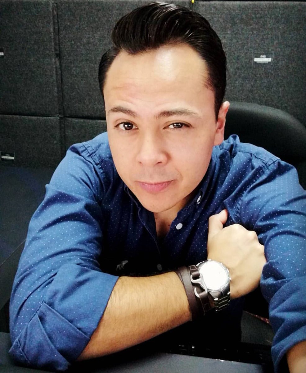 Manda a decir <a href="/JuanjoG9/">JuanJo Gonzalez GMV</a> que los está viendo🤨 ¿Qué andan haciendo, eh?... disfruta de la buena música y excelente compañía de Juanjo hasta las 4:00 PM🔥 ¡Sintonízanos!