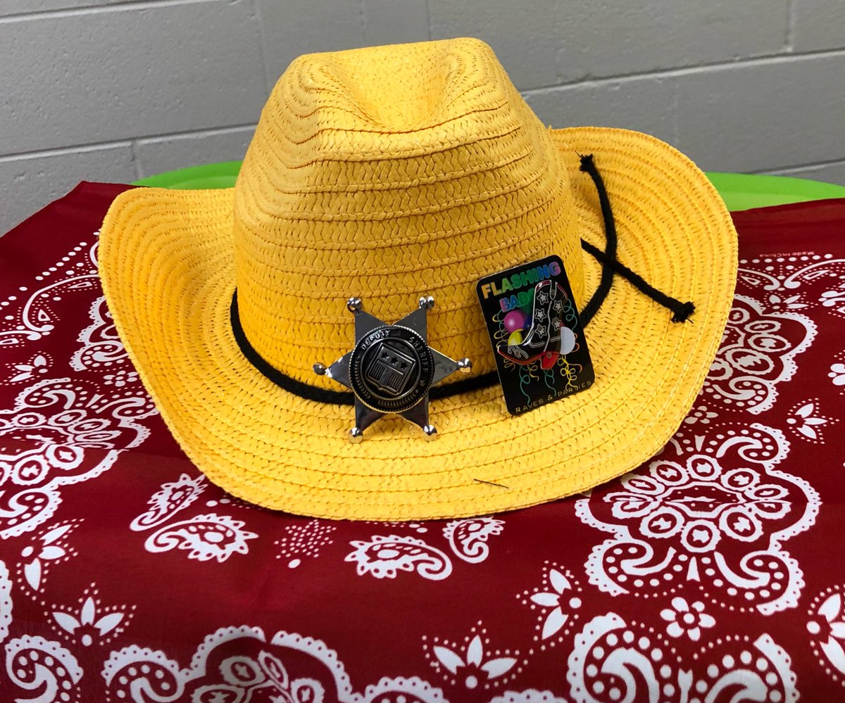 monroe_dmonroe's tweet photo. 🐄 It’s Gecko Gala Eve &amp; we are really excited about tomorrow! 🐴WGS is ready and we hope you are too! 🐷 There will be a bounty of activities and the night is going to be a blast! 🐖 Be sure to wear your Western gear! 🐄   @PrincipalMonro1 #wgs118life  #d118life #geckogala https://t.co/b3WevXOFNe