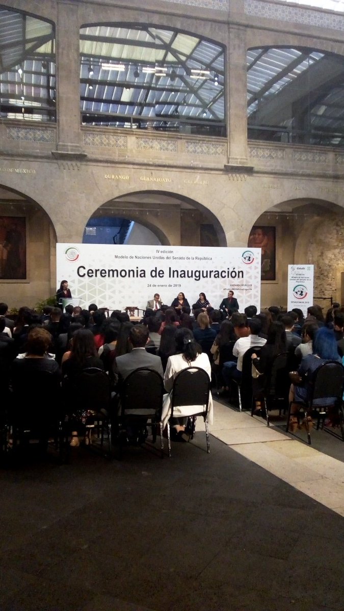 senadomun's tweet photo. ¡Ya comenzamos con nuestra ceremonia de inauguración!
Tuiteen con nuestros hashtags
#Senadomun2019 
#PorUnMUNdoIncluyente https://t.co/9gfogE09cg