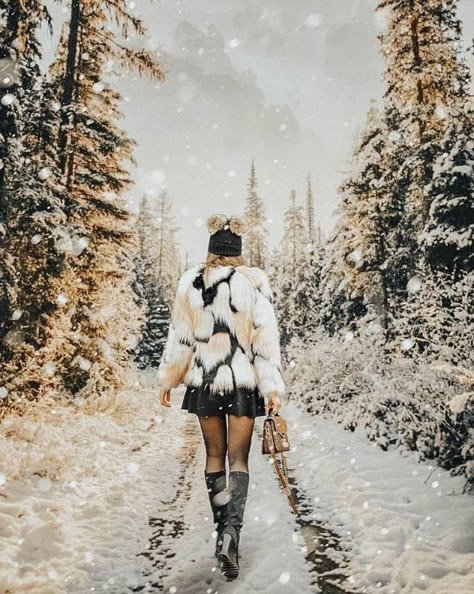 bsideshowroom's tweet photo. Into the forest I go - Superb Photo by #AnnaBrunetti for @oddmollyintnl 🌲⭐️❄️ 

Distribuye en España #BSideShowroom

info@bsidespain.com - ☎ 917 010 171 🔸 913 913 319 https://t.co/KtRwWeRW0J