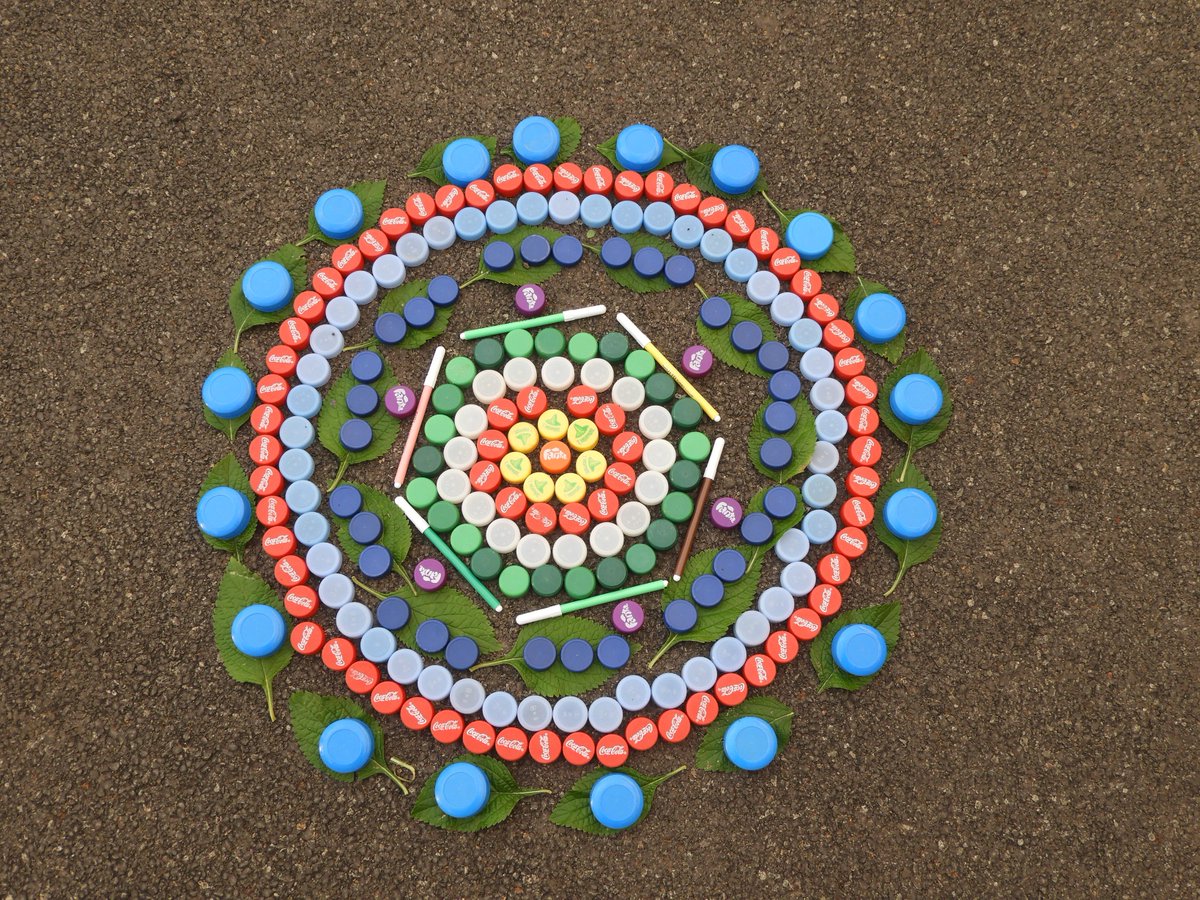 EcoleMathieu's tweet photo. Arts: Mandelas' time with plastic caps . #Mandalas #Mandela #School #Plasticcaps #Education #Ecole #Art https://t.co/RBG4AaYq4e