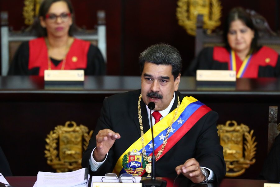PresidencialVen's tweet photo. #Entérate “Al gobierno de México y Uruguay les digo públicamente: Estoy de acuerdo en una iniciativa diplomática para el diálogo nacional en Venezuela, estoy listo para el diálogo, el entendimiento, la negociación, el acuerdo”, destacó el Presidente @NicolasMaduro https://t.co/RrtRjuluAo
