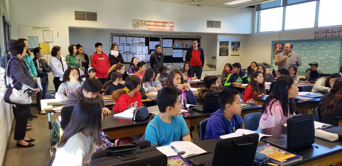 clin_ausd's tweet photo. Dana ELAC 2. Parents really appreciated the tour and had many questions. https://t.co/HejAAW2KiQ