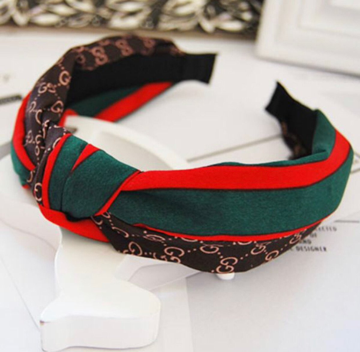 shopcatale's tweet photo. Gucci Hair Band😍
Available for purchase now!

Visit my website https://t.co/71Rbm73aZL
.
.
.
.
#gucci #gucciaccessory #gucciaccessories #gucciheadband #beauty #fashion #blogger #travel #decor #bagsforsale #isellbags #headbands https://t.co/j8KGitkgTd